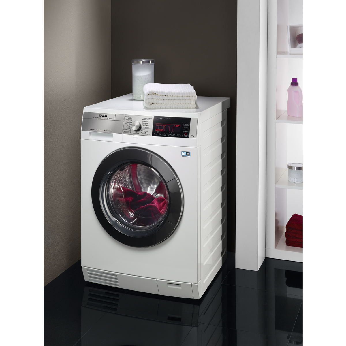AEG - Отдельностоящая стиральная машина с сушкой - L99691HWD