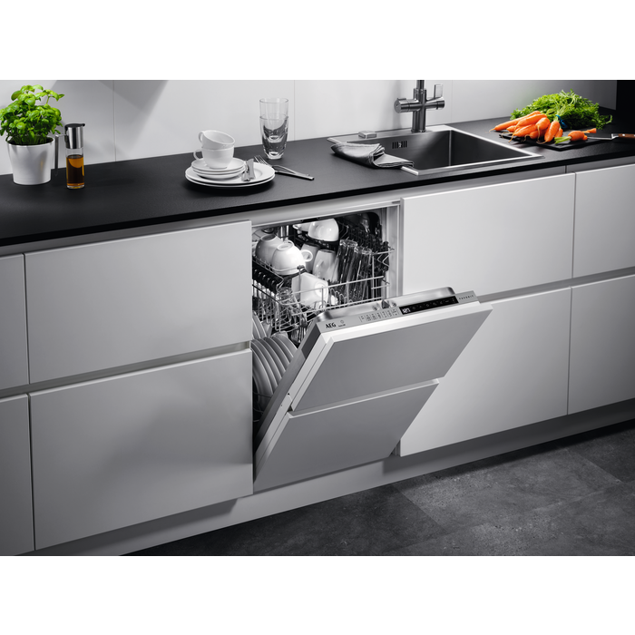 AEG - Вбудована посудомийна машина - F88450VI1P