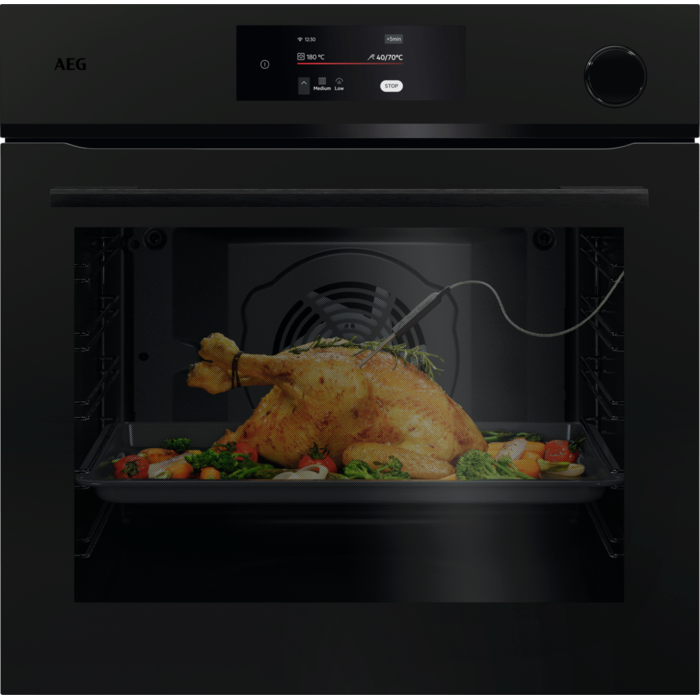Вбудована духова шафа з парою MealAssist із функцією SteamCrisp 7000